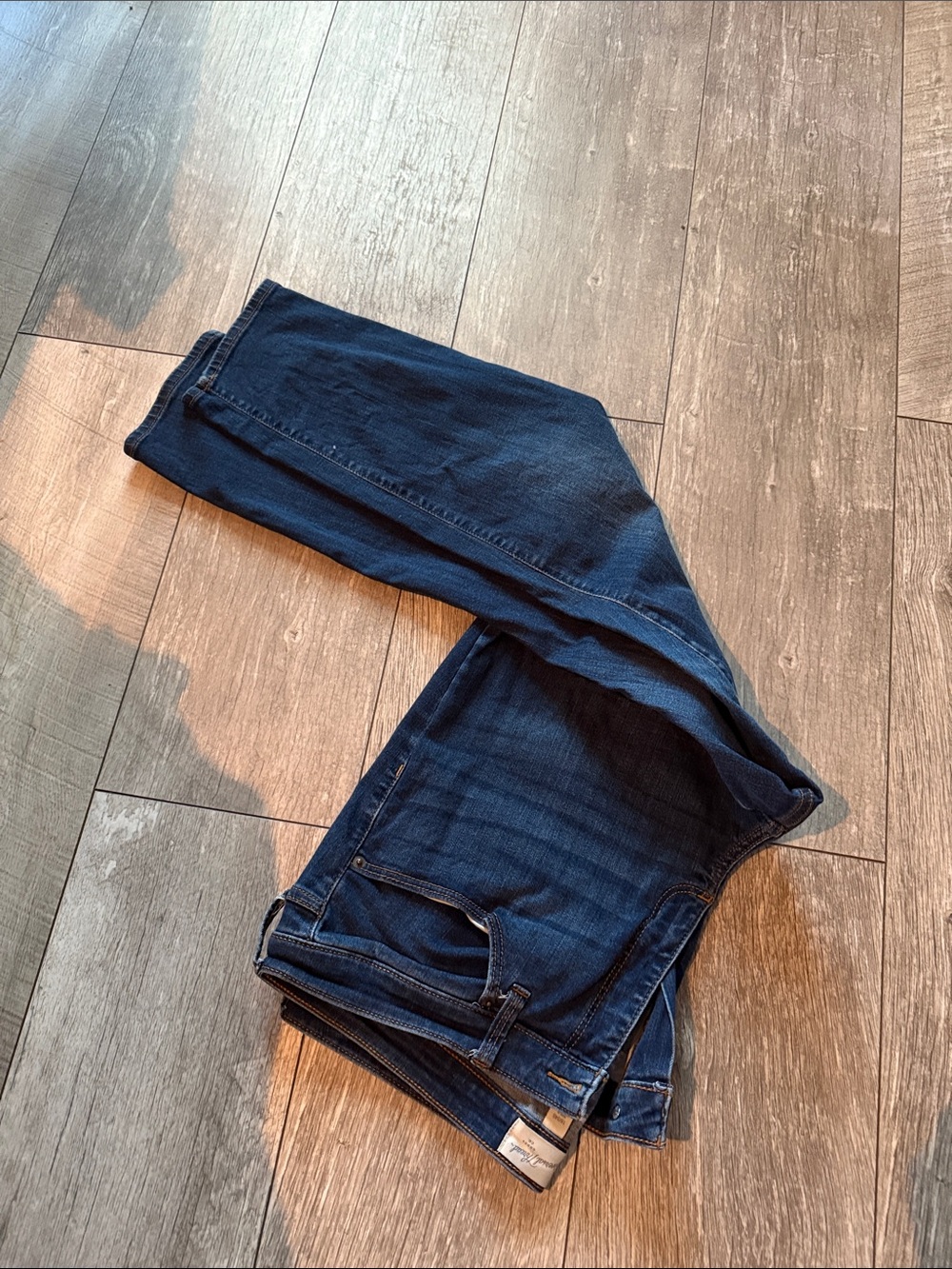 Women’s Dark Blue Jeans - ankle cut